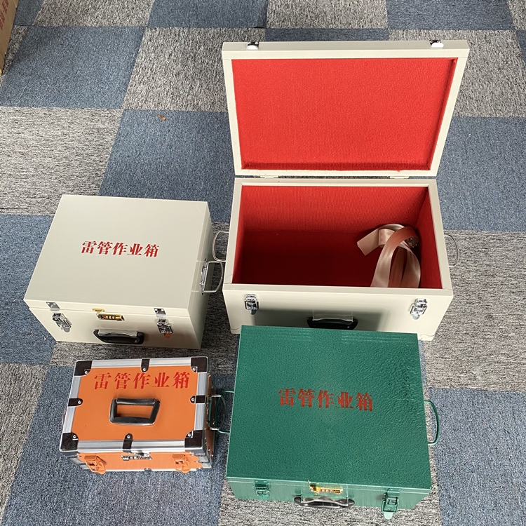 田阳爆破工程作业箱如何选择？玻璃钢与传统材质的全面对比